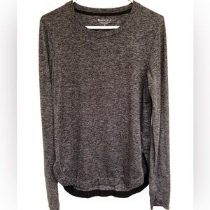 Athleta Charcoal Heather Long Sleeve Top